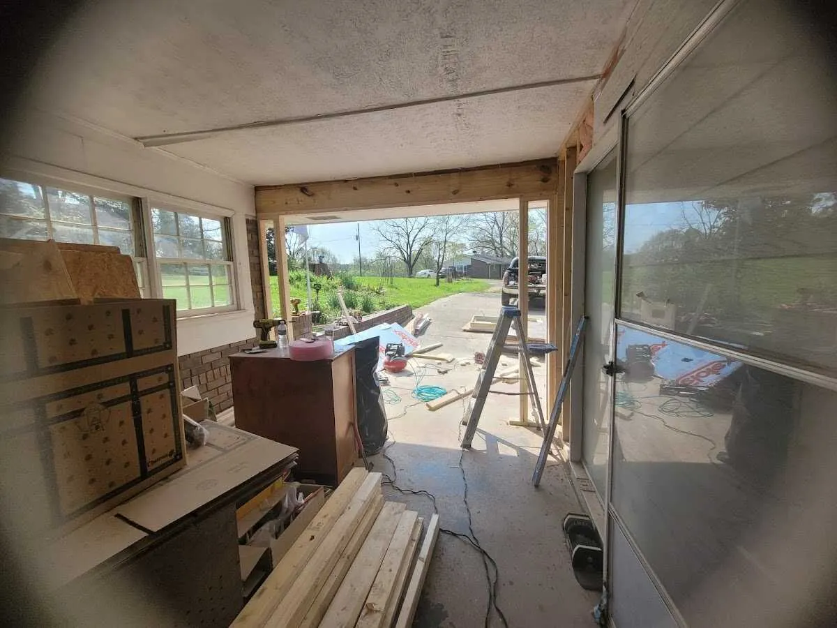 Air movers and dehumidifier for Water Mitigation Services in Booneville